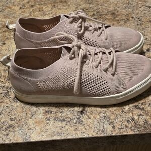 Stretch Knit Lace-Up Sneaker (WW)